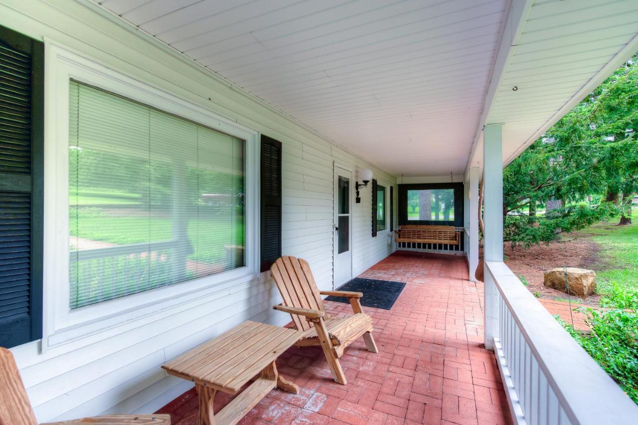 Amazing Grace Villa McHenry Exterior photo